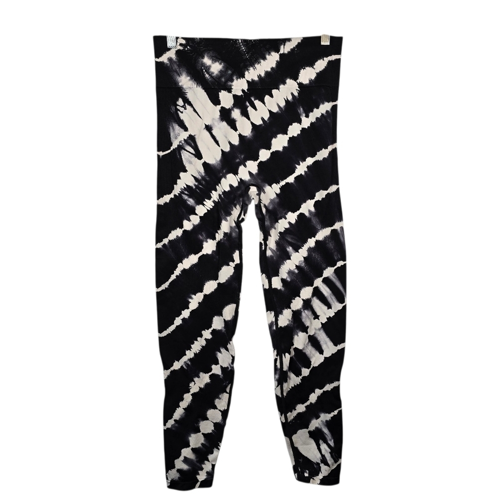Victoria's Secret PINK Active Leggings Black &White Tie Dye Size Large High Rise